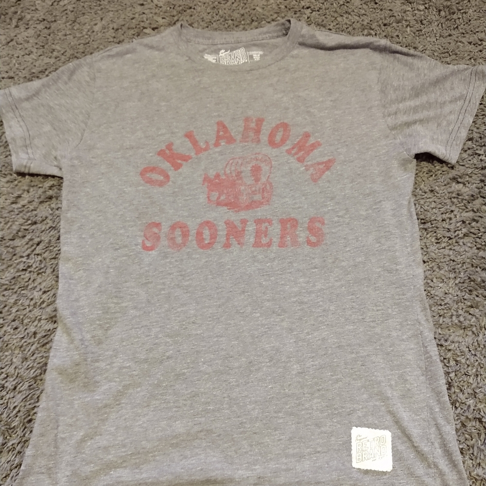 🚩Oklahoma Sooners t-shirt